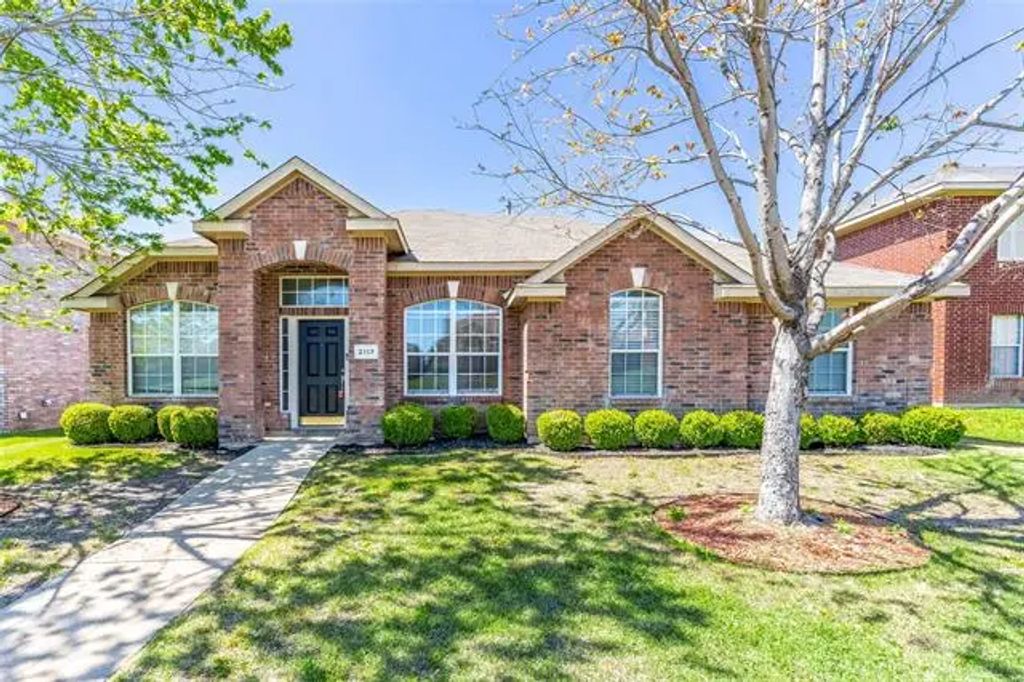 2117 Hickory Ridge Drive, Mesquite