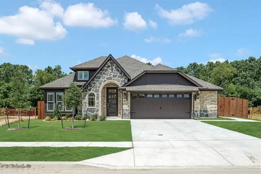1949 Evergreen Lane, Glenn Heights