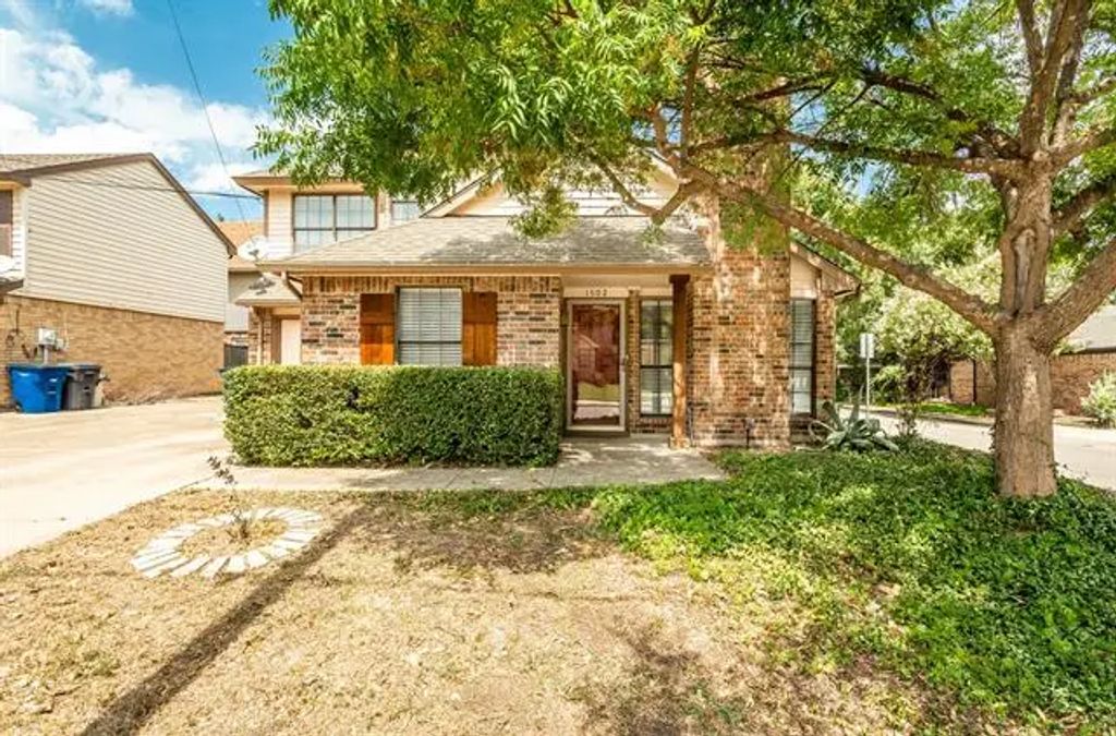 1502 Villars Street, Dallas