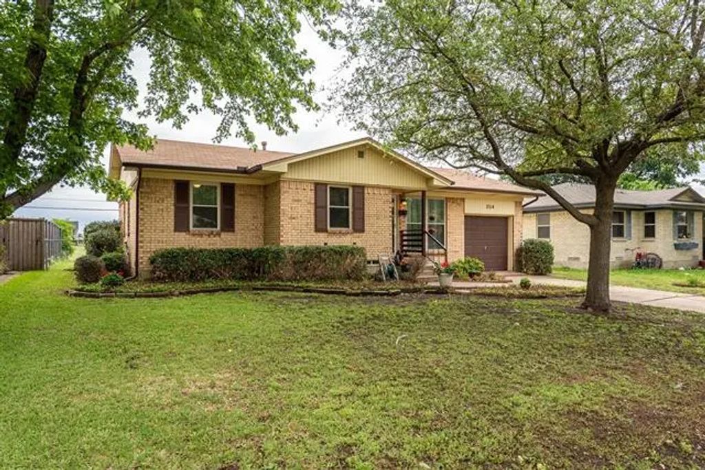 2514 Moreland Drive, Mesquite