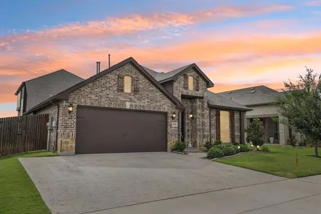 8704 White Rock Lane, Denton