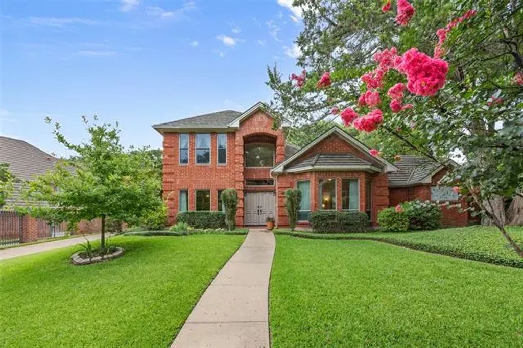 5003 Deerwood Park, Arlington
