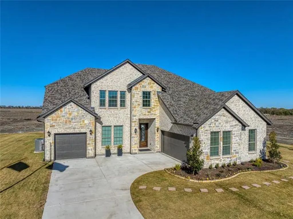 9169 County Road 502, Blue Ridge