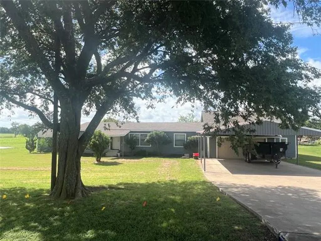511 E 7th Street, McGregor