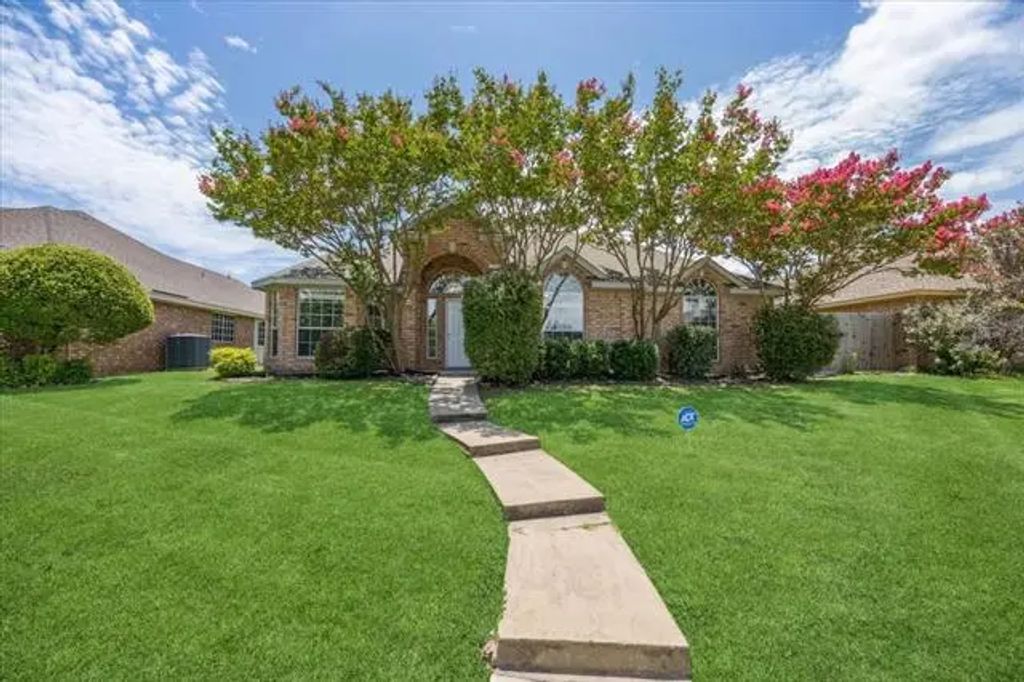 3124 Creek Crossing Road, Mesquite