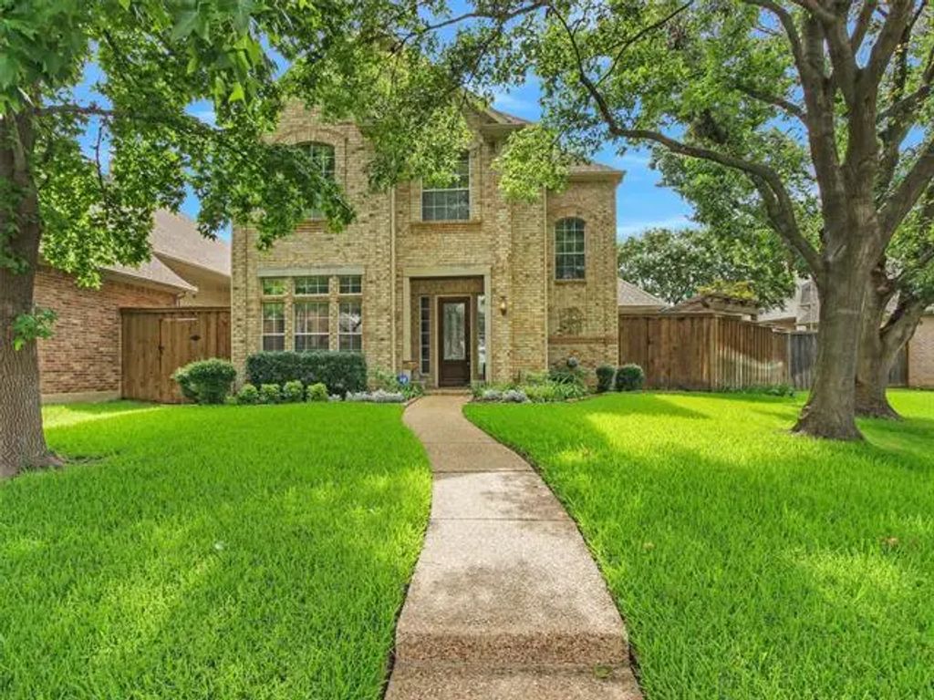 12210 Chapel View Drive, Farmers Branch