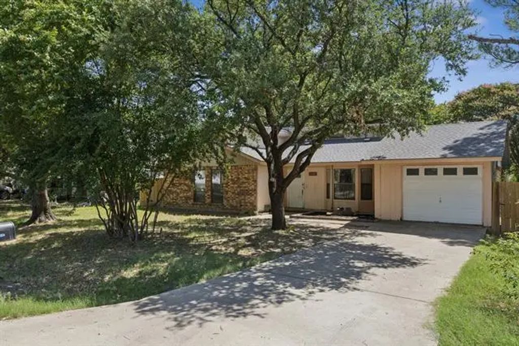 1809 Dundee Drive, Corinth