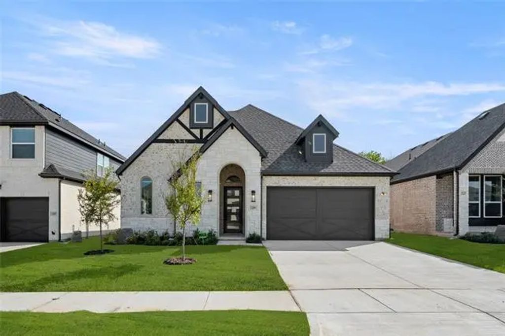 2209 Pelican Drive, Mansfield