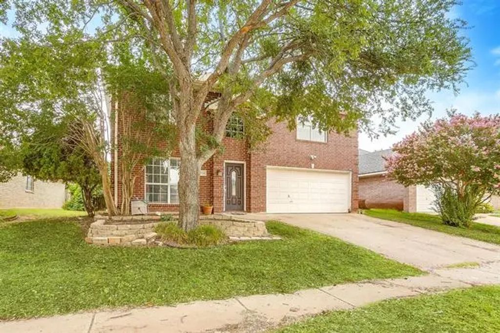 2924 Timber Creek Trail, Fort Worth