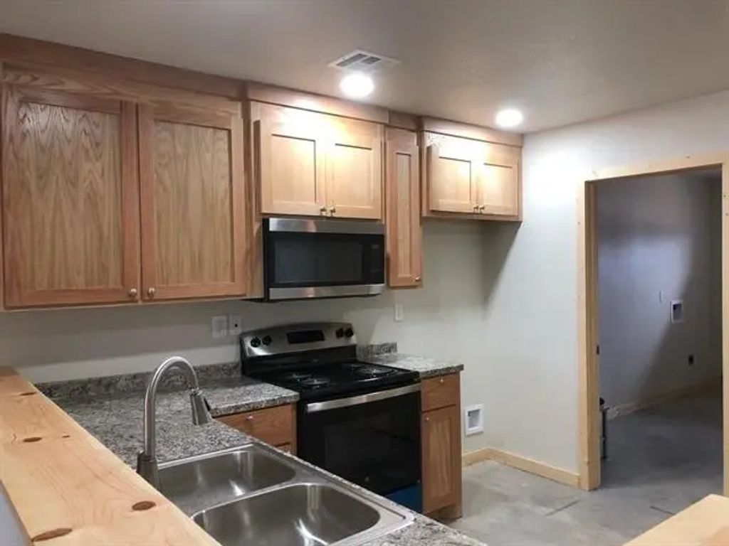 19020 Cabo Way 19024, Thackerville