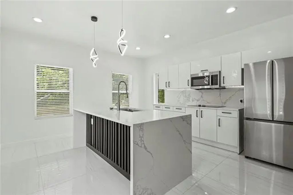 2212 Anderson Street, Dallas