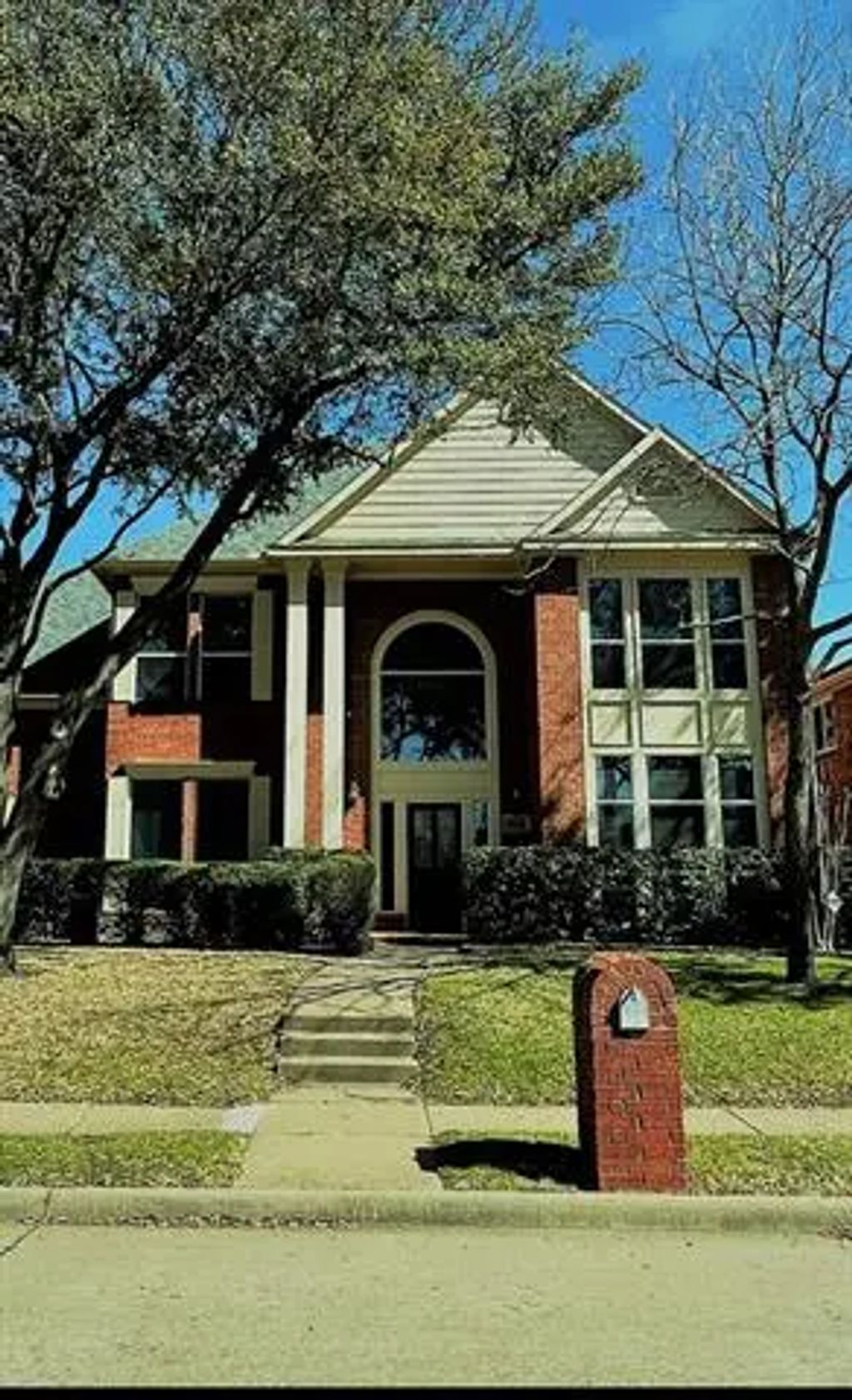 18716 Greenside, Dallas