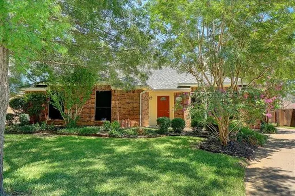4137 Heartstone Drive, Grapevine