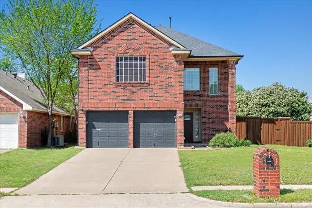 4525 Sandera Lane, Flower Mound
