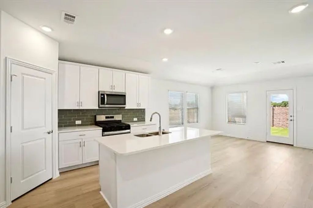 537 Sierra Ridge, Lavon