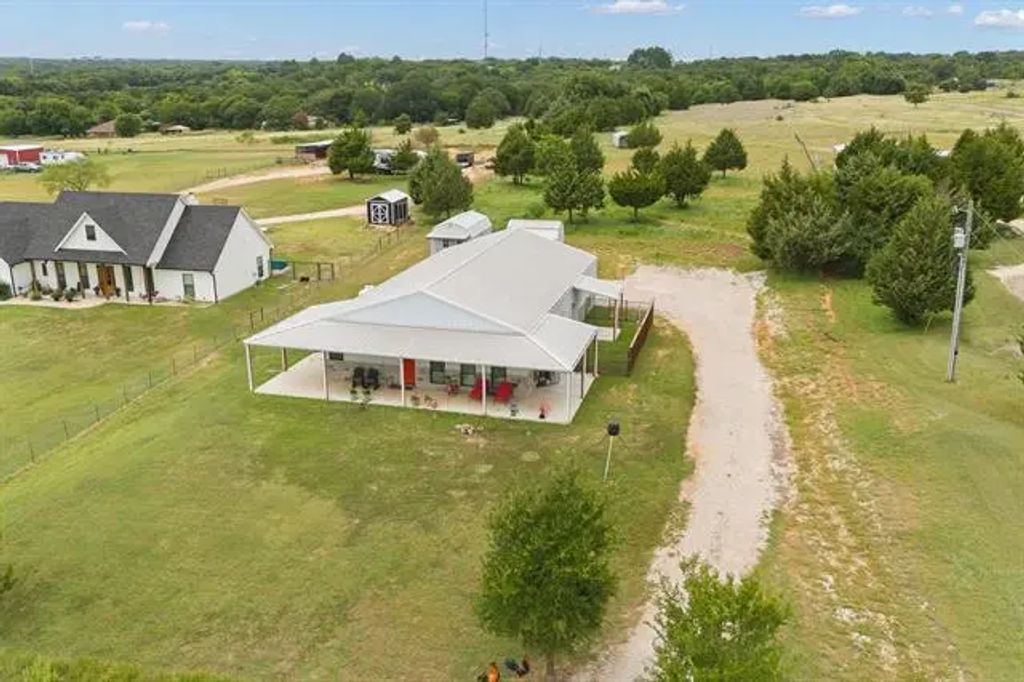 5385 County Road 311, Grandview