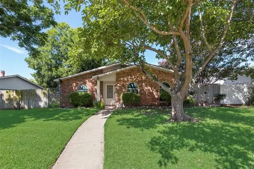 5110 Aberdean Trail, Grand Prairie