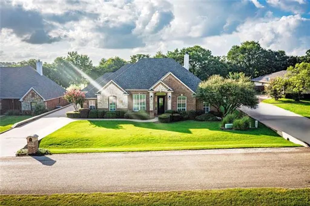 4700 Stoney Creek Court, Granbury