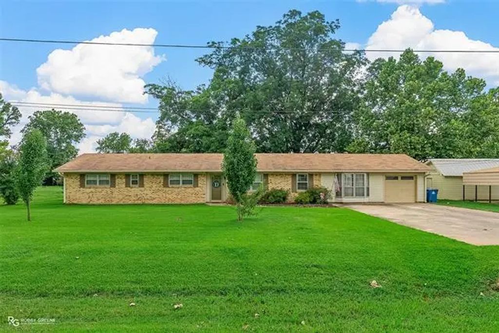 4735 Rebouche Road, Bossier City