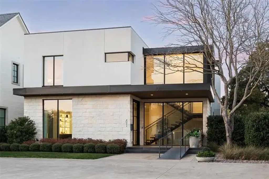 4052 Druid Lane, University Park