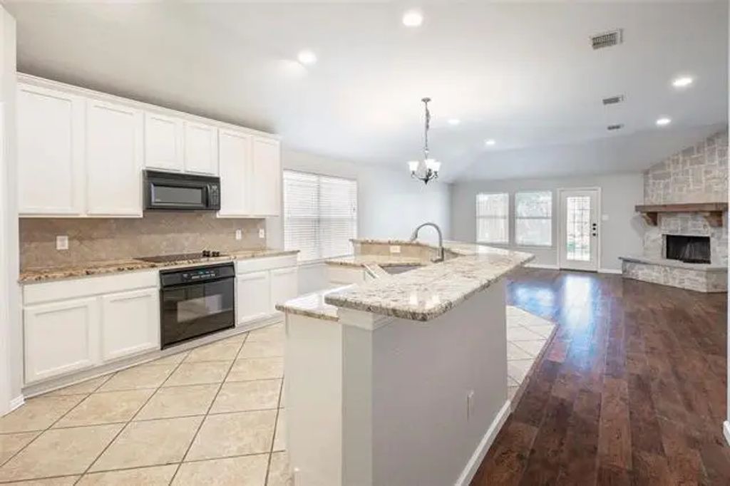 12201 Ducks Landing, Frisco