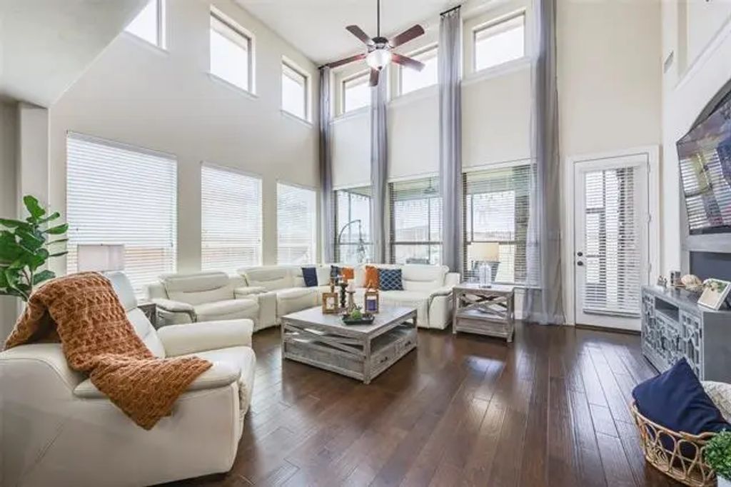 14901 Seventeen Lakes Boulevard, Fort Worth