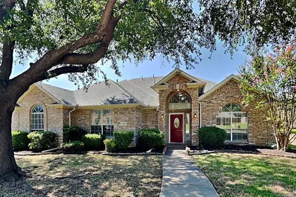 1008 Janus Drive, Carrollton