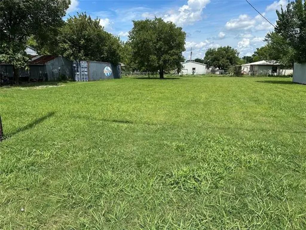 Lot 6 N Hwy 69, Celeste