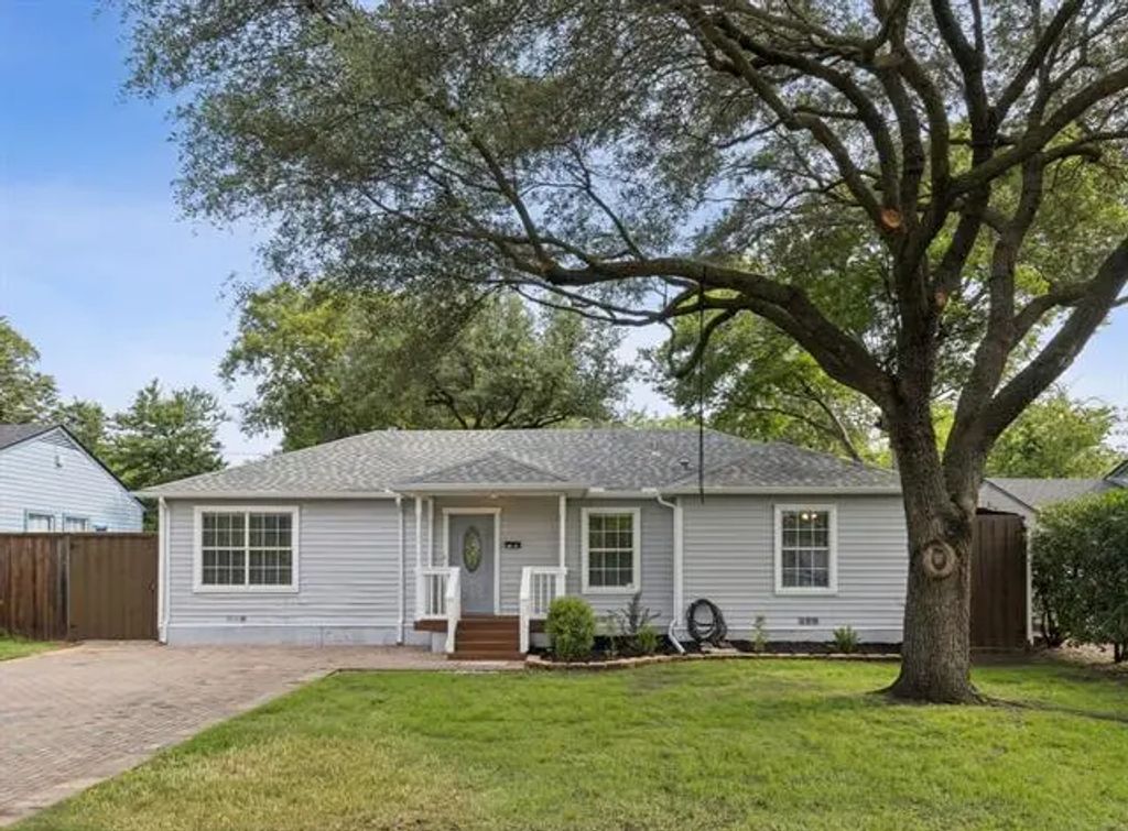 11803 Lippitt Avenue, Dallas
