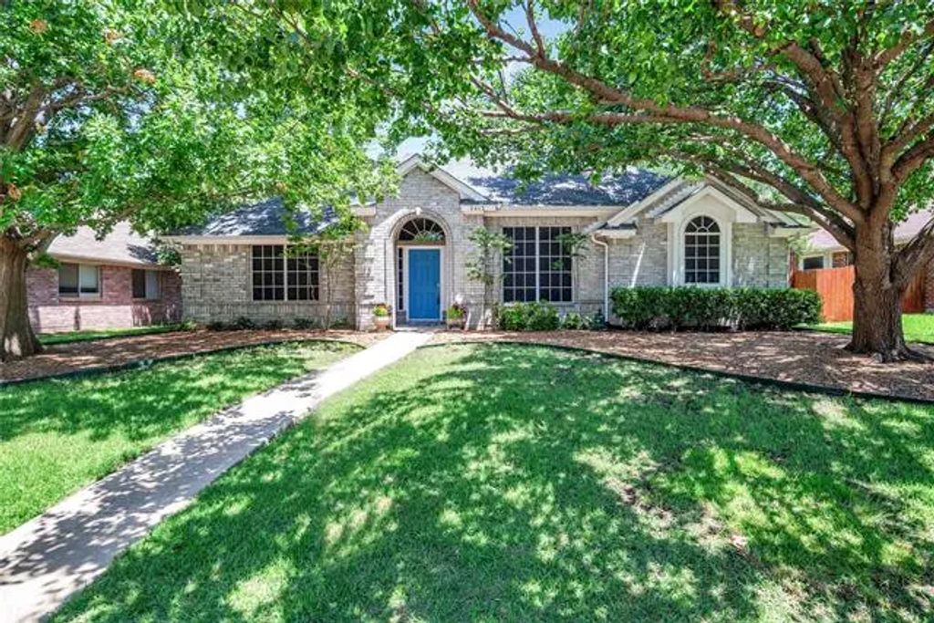 5413 Carrington Drive, Richardson