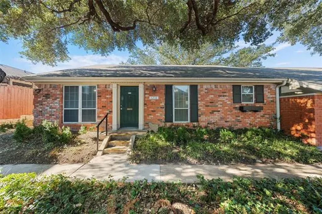 5210 Lake Shore Drive, Waco