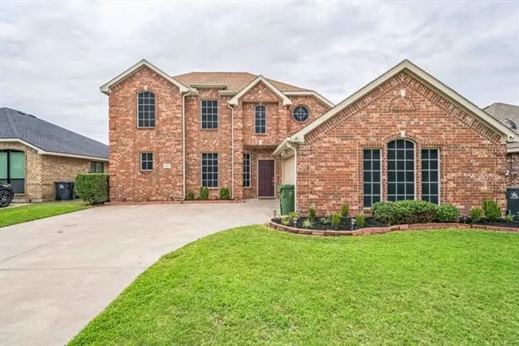 611 Bristlecone Drive, Arlington