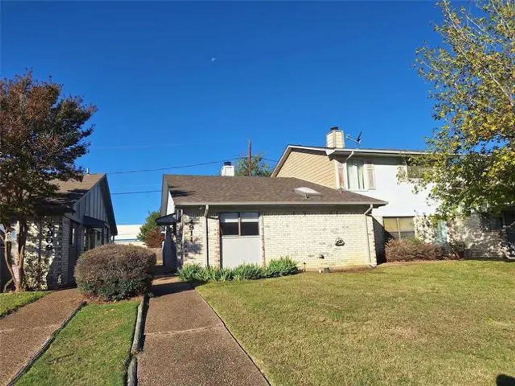 4911 Maryanna Way, North Richland Hills