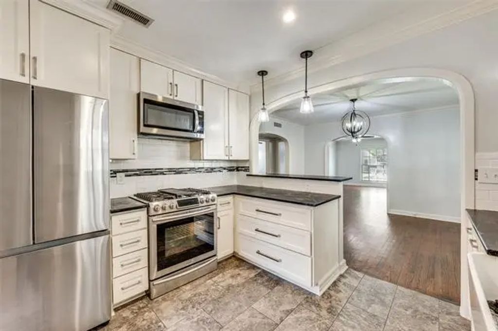 4128 Emerson Avenue, University Park