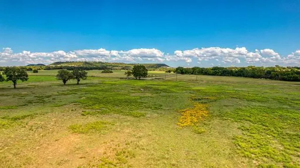 B2 Neri Road, Granbury