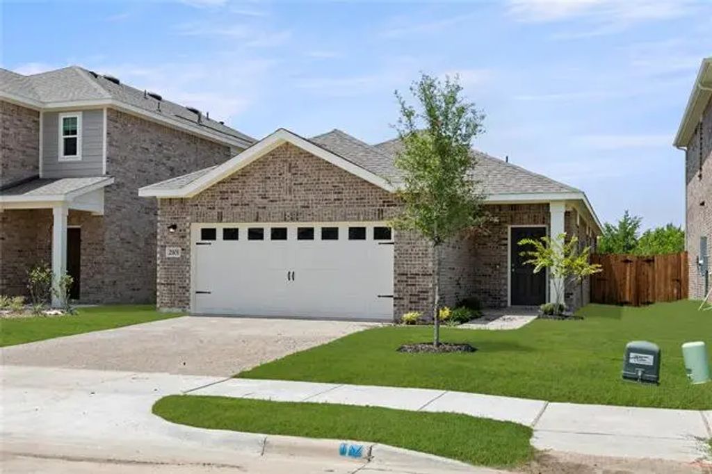 2101 Burnwood, Melissa