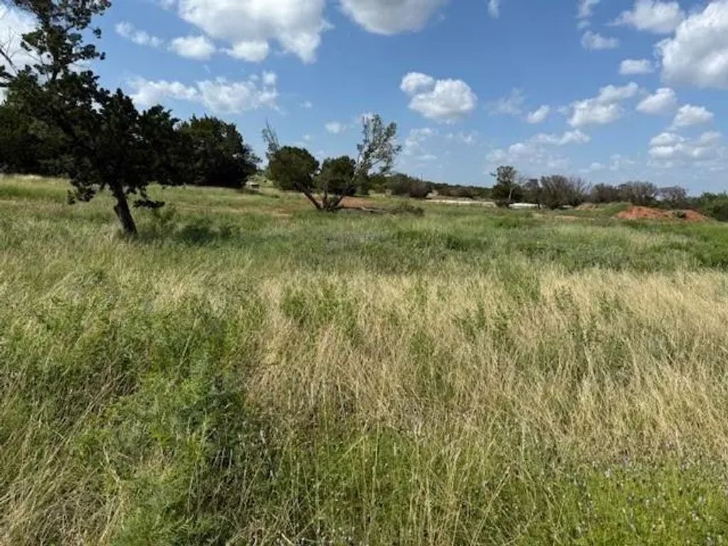 129 Red Stone Loop, Abilene