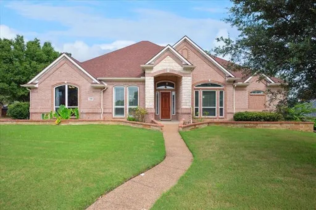 2301 Club Creek Court, Garland