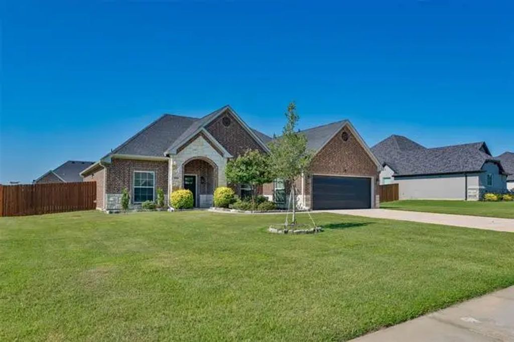 808 Shirley Jean Lane, Collinsville