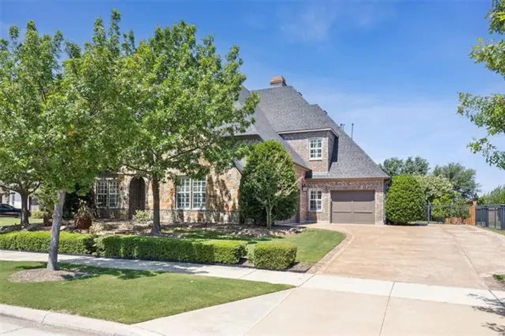 12537 Winding Hollow Lane, Frisco