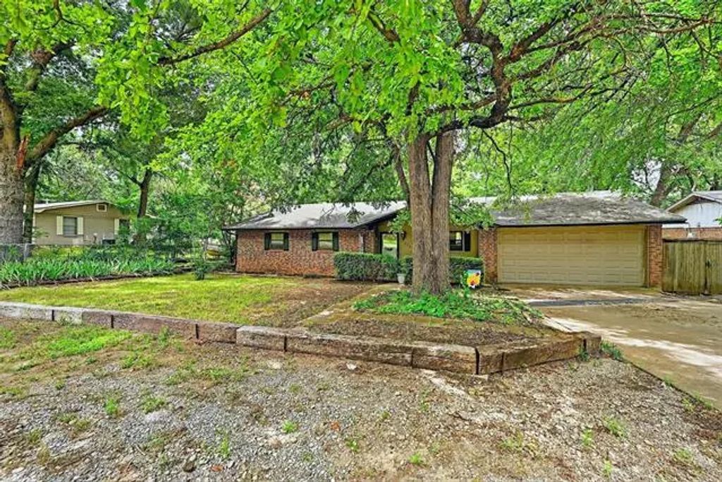 164 Ash Drive, Denison
