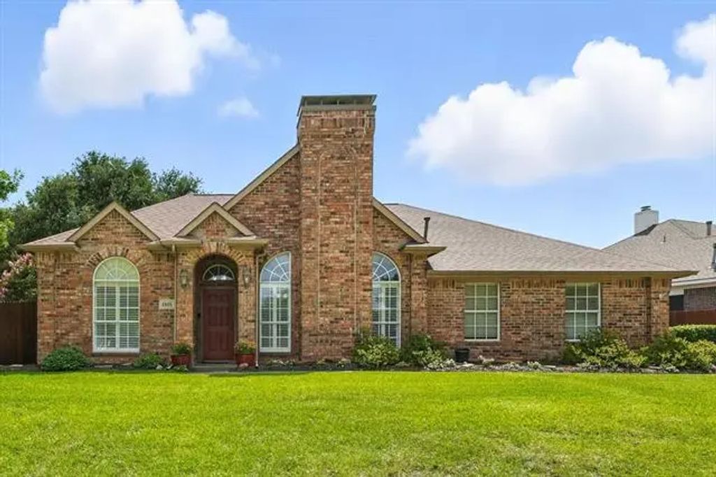 1501 Whitney Lane, Flower Mound