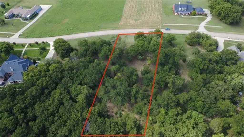 2655 Creekwood Drive, Cedar Hill