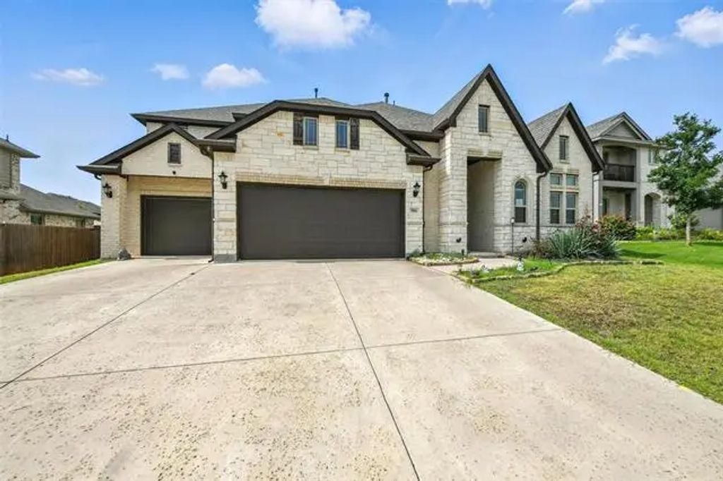 916 Park Vista Drive, Justin