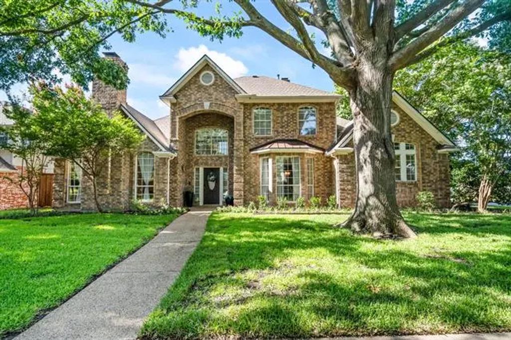 4228 Helmsley Lane, Plano