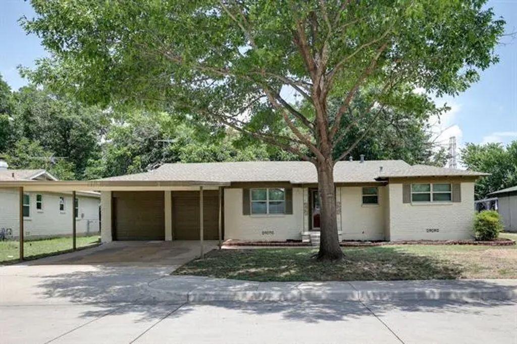 5417 Bonnie Wayne Street, Haltom City