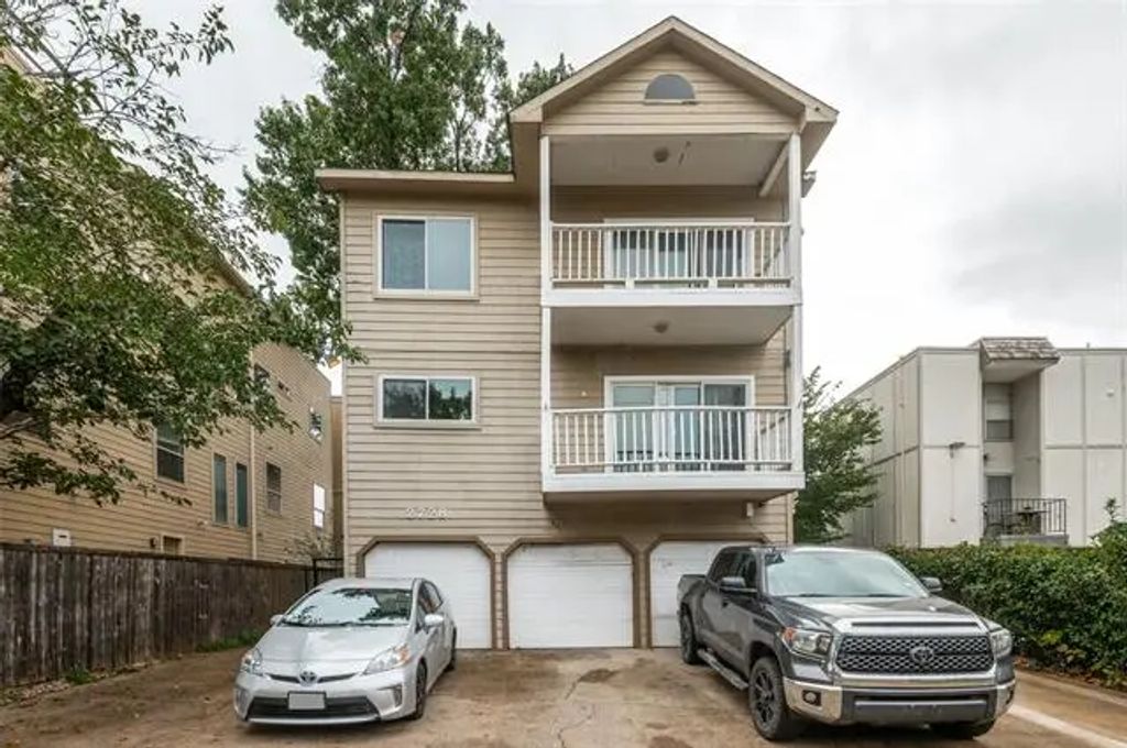 2728 Reagan Street 202, Dallas