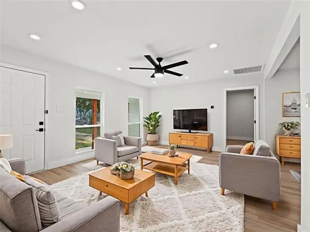 1316 S Waverly Drive, Dallas