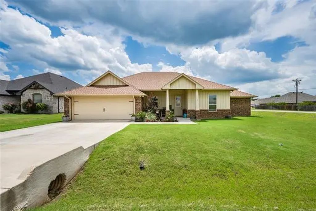 3200 White Horse Drive, Granbury
