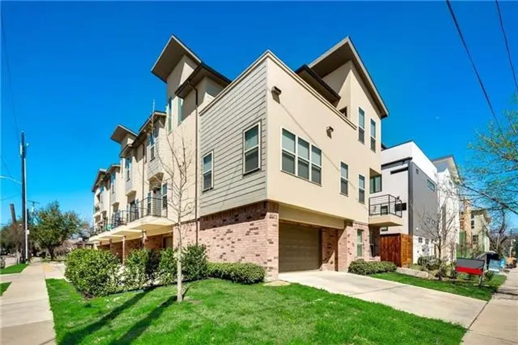 5903 Lindell Avenue E, Dallas